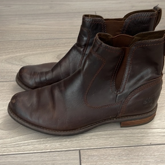Timberland,leather,gently used. - Picture 2 of 6